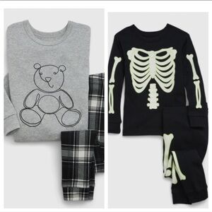 2T BabyGap pajama sets